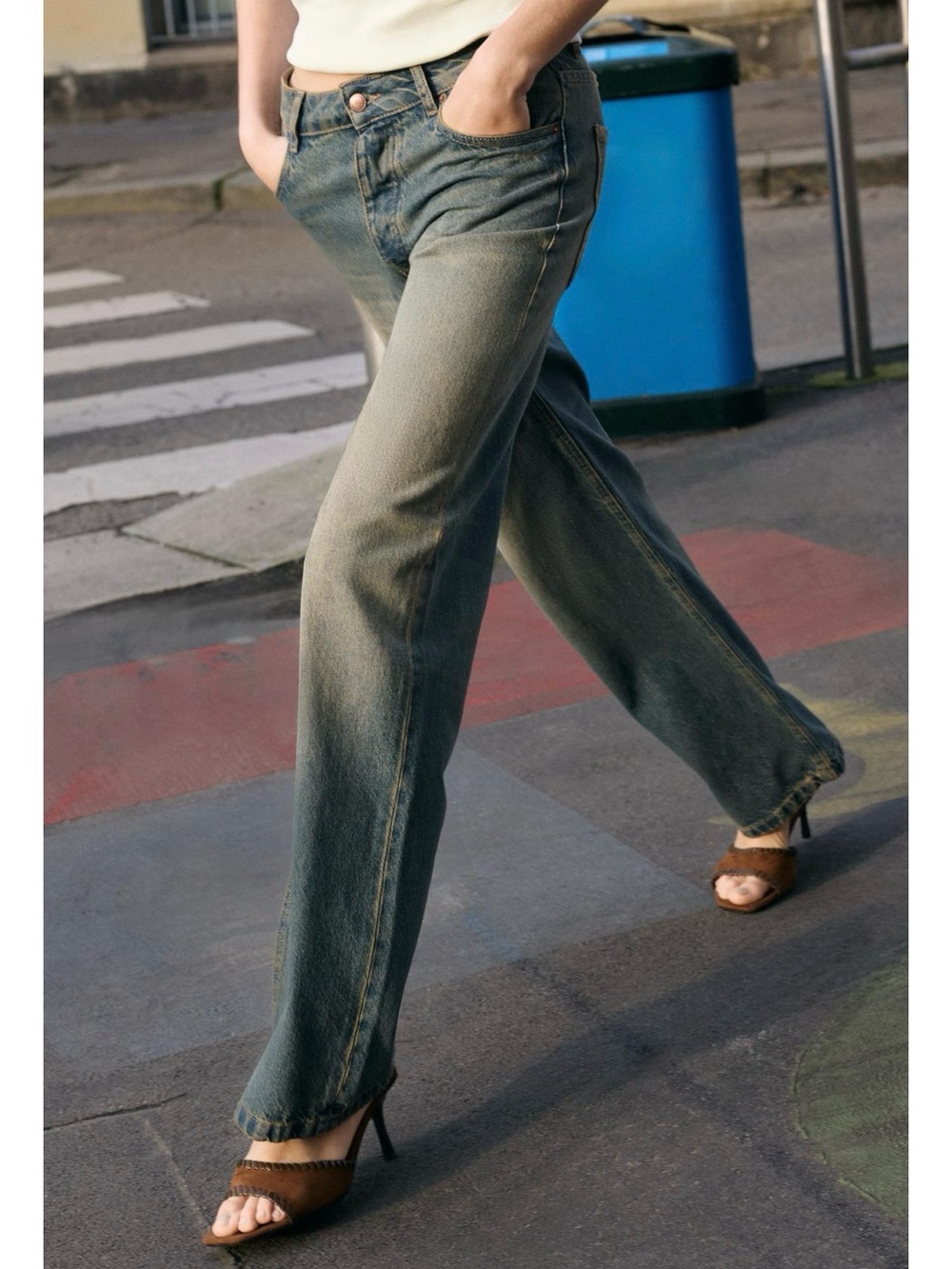 Zara Z1975 MID-RISE STRAIGHT LOOSE FIT JEANS